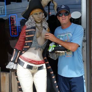 Meet your Posher, Darin